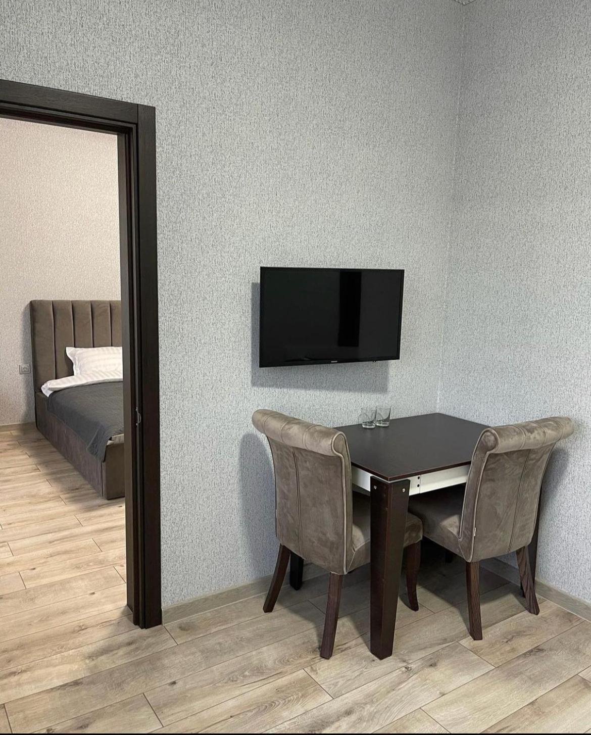 Ні Пуху, Ні Пера! Hotel Reshetylivka Екстериор снимка